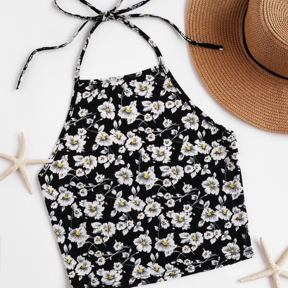 Floral halter top - Picture 3 of 3